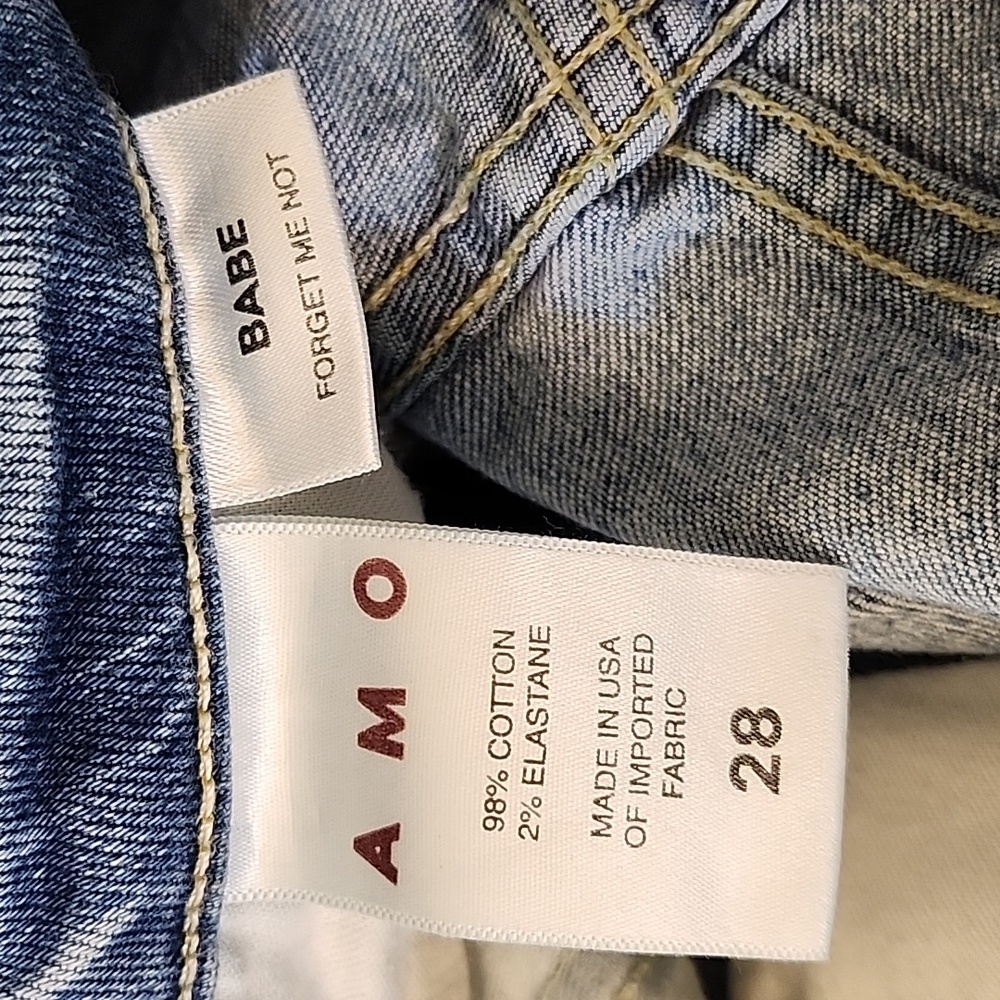 Amo Babe Forget Me Not Straight cropped Blue Distressed Women Jeans Size 28 - Picture 15 of 16